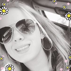 Meet your Posher, Julianne